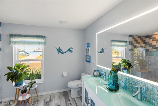 4306 NE 20th PL, Cape Coral, FL 33909