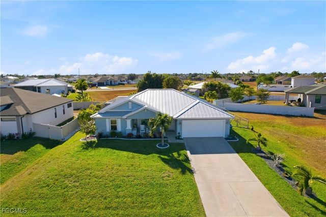 4306 NE 20th PL, Cape Coral, FL 33909
