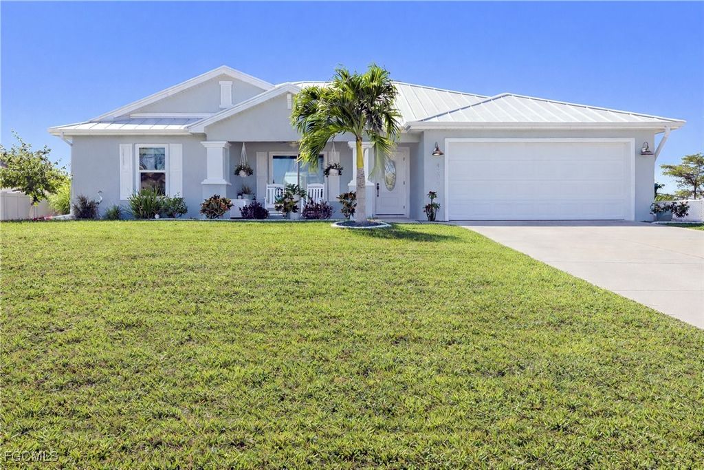 4306 NE 20th PL, Cape Coral, FL 33909