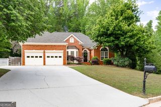 5874 Edenfield Court NW, Acworth, GA 30101