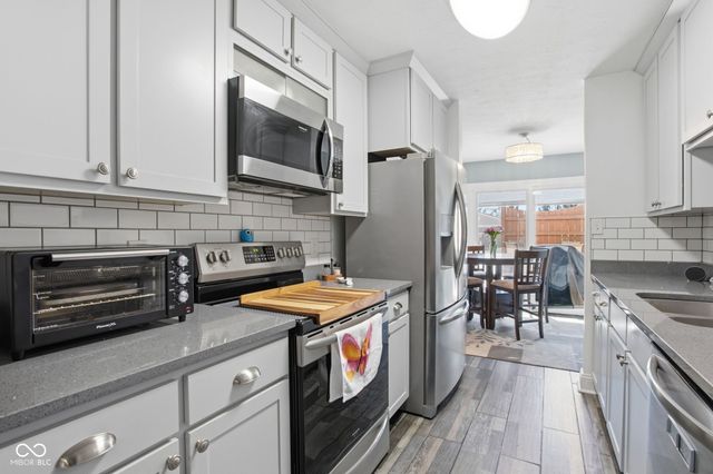 5158 Coppertree Lane, Avon, IN 46123