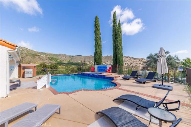 20491 Carancho Rd, Temecula, CA 92590