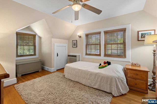 694 Sunset Road, Teaneck, NJ 07666