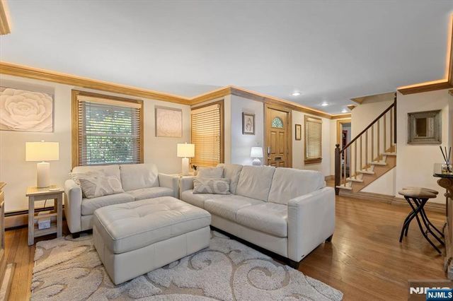 694 Sunset Road, Teaneck, NJ 07666
