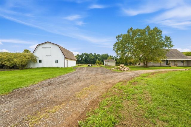 3605 White Tail Trail, Holly, MI 48442