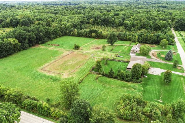 3605 White Tail Trail, Holly, MI 48442