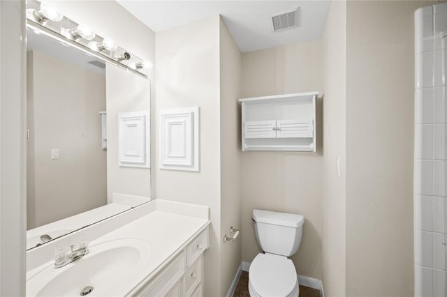 4431 Castle Court, Houston, TX 77006