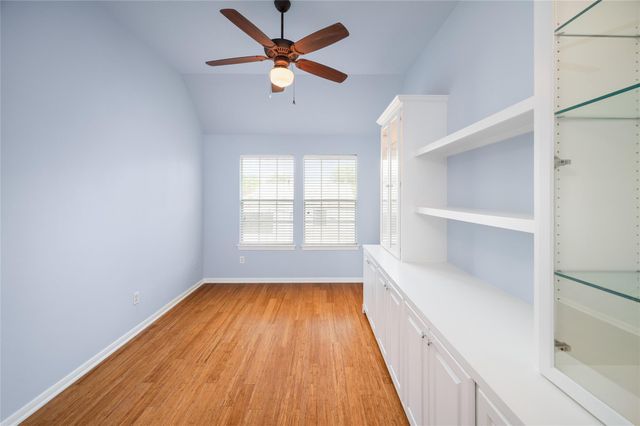 4431 Castle Court, Houston, TX 77006