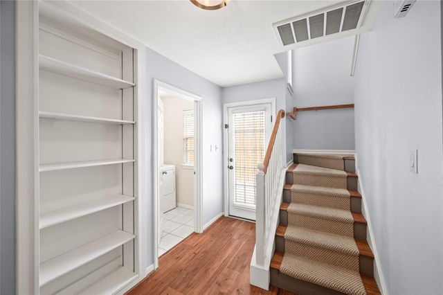 4431 Castle Court, Houston, TX 77006