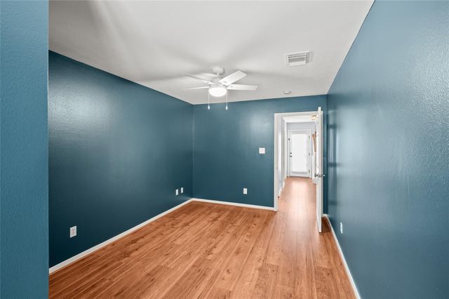 4431 Castle Court, Houston, TX 77006