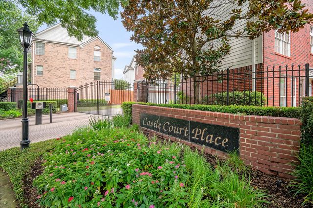 4431 Castle Court, Houston, TX 77006