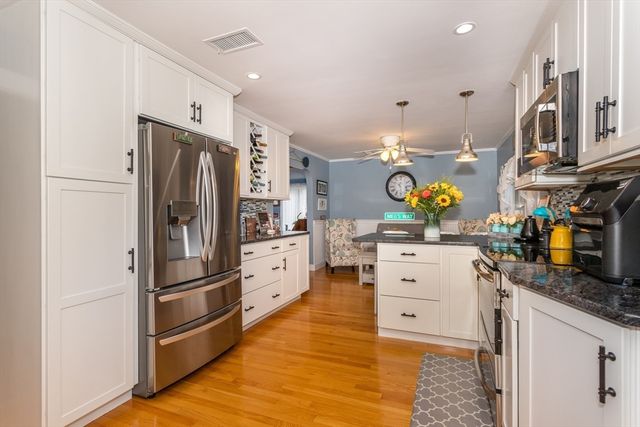 43 Parke Ave, Quincy, MA 02171