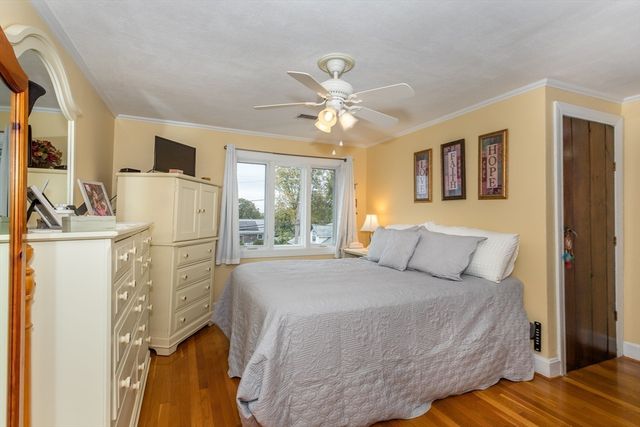 43 Parke Ave, Quincy, MA 02171