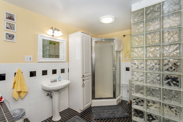 43 Parke Ave, Quincy, MA 02171