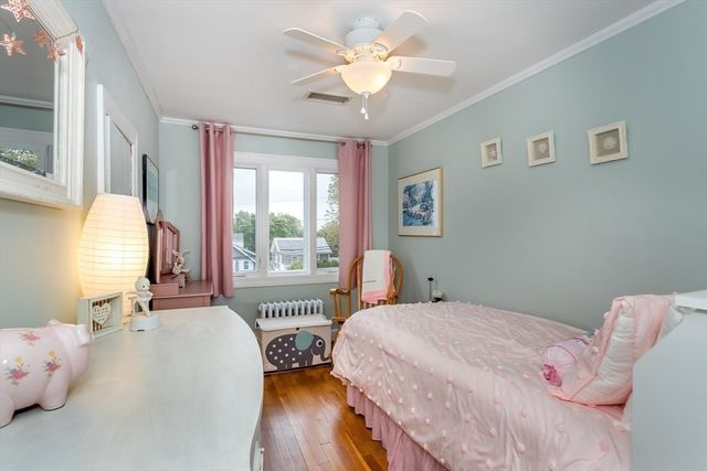 43 Parke Ave, Quincy, MA 02171