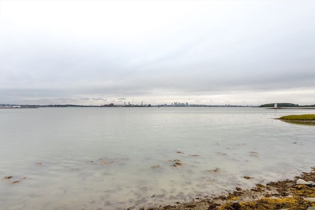 43 Parke Ave, Quincy, MA 02171
