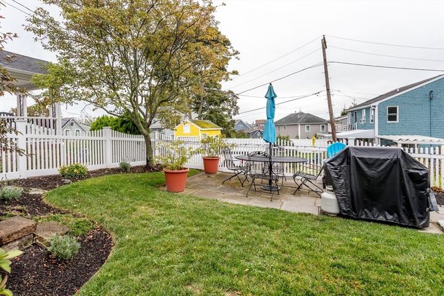 43 Parke Ave, Quincy, MA 02171