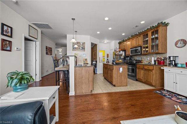 3792 Filton Drive, Greensboro, NC 27406