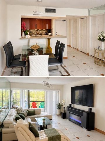 240 Lakeview Drive 109, Weston, FL 33326