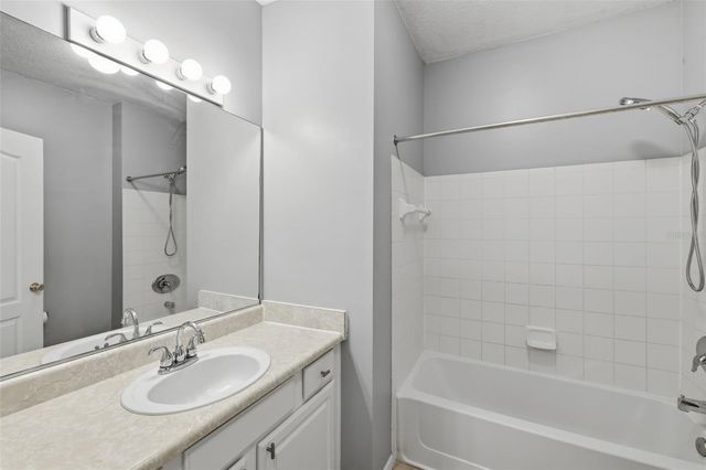 10504 VILLA VIEW CIRCLE, Tampa, FL 33647