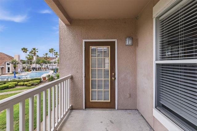 10504 VILLA VIEW CIRCLE, Tampa, FL 33647