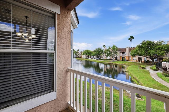 10504 VILLA VIEW CIRCLE, Tampa, FL 33647