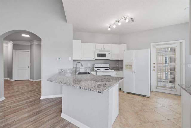 10504 VILLA VIEW CIRCLE, Tampa, FL 33647