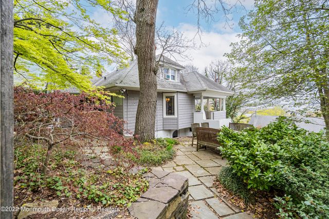 28 Twinlights Terrace, Highlands, NJ 07732