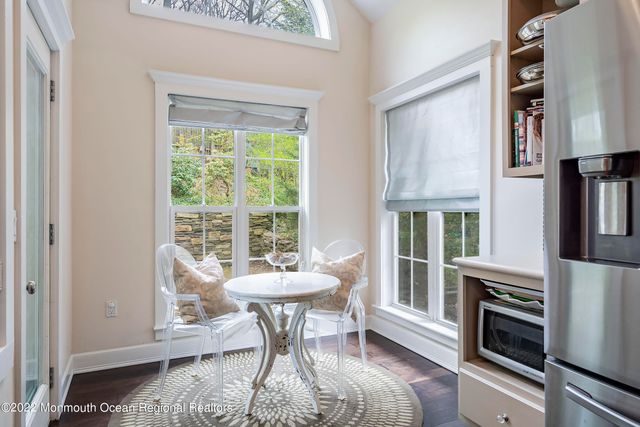 28 Twinlights Terrace, Highlands, NJ 07732