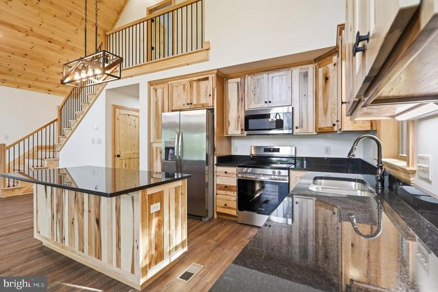 45 LINCOLN TRAIL, Berkeley Springs, WV 25411