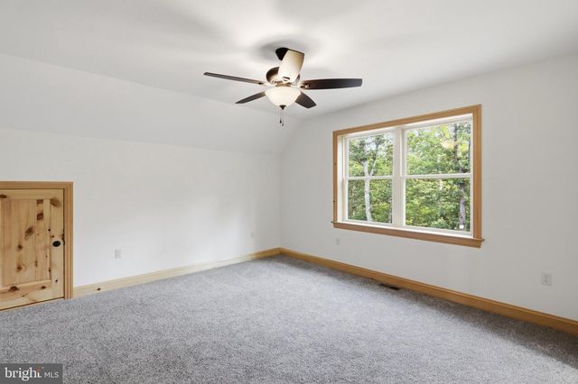 45 LINCOLN TRAIL, Berkeley Springs, WV 25411