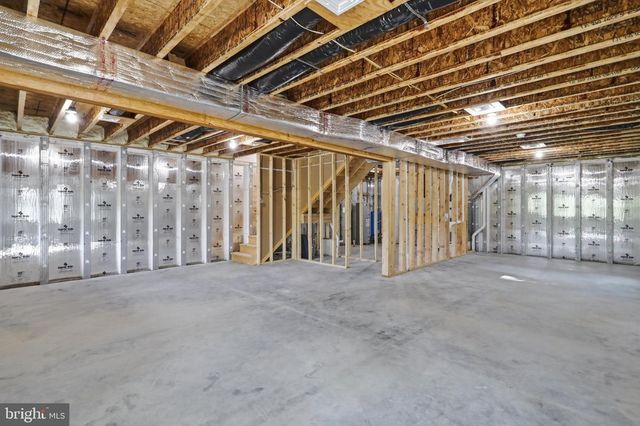 45 LINCOLN TRAIL, Berkeley Springs, WV 25411