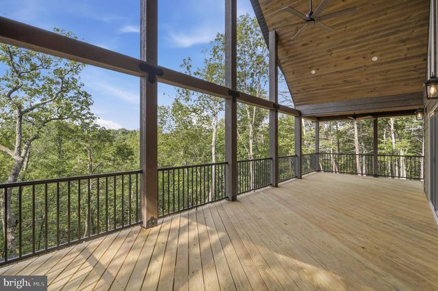 45 LINCOLN TRAIL, Berkeley Springs, WV 25411