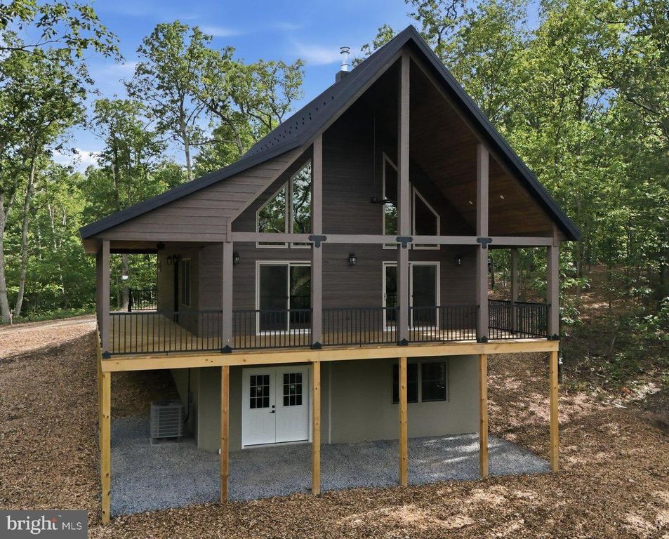 45 LINCOLN TRAIL, Berkeley Springs, WV 25411