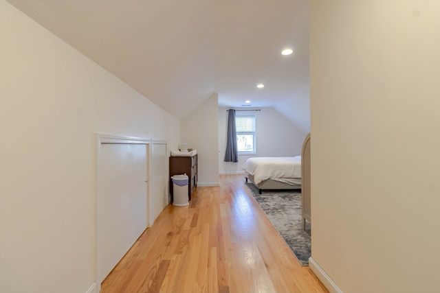 221 Neponset Ave 2, Boston, MA 02122