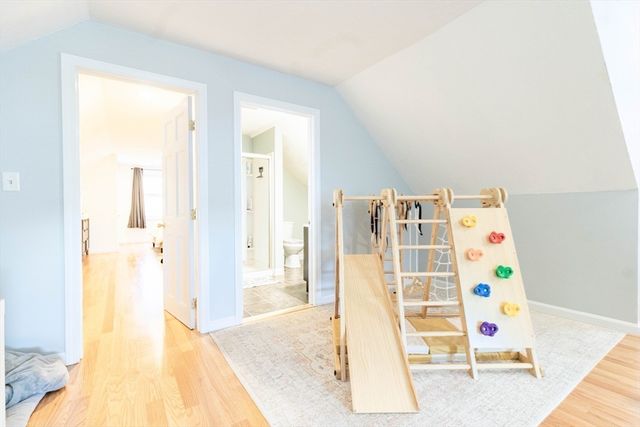 221 Neponset Ave 2, Boston, MA 02122