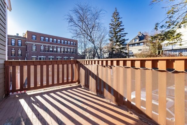 221 Neponset Ave 2, Boston, MA 02122