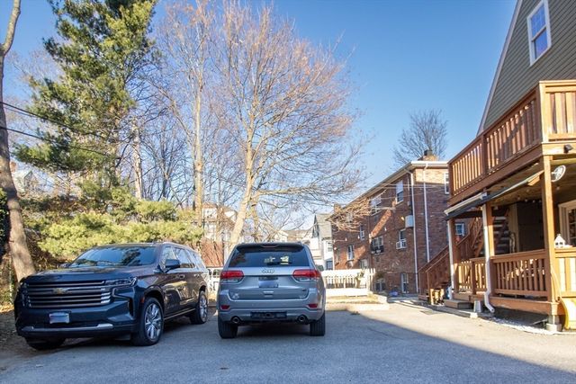 221 Neponset Ave 2, Boston, MA 02122