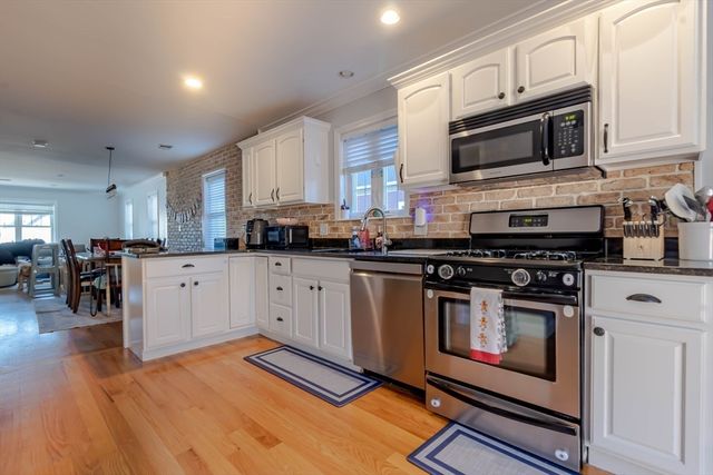 221 Neponset Ave 2, Boston, MA 02122