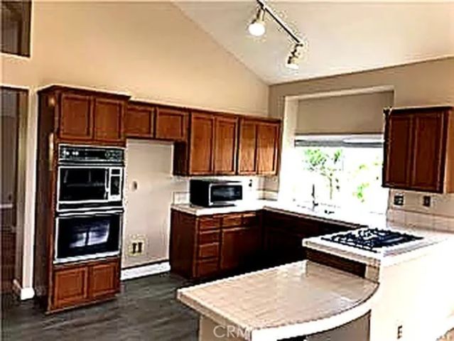 28222 Bedford, Laguna Niguel, CA 92677