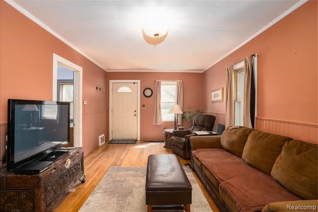 6248 Waldon Road, Clarkston, MI 48346