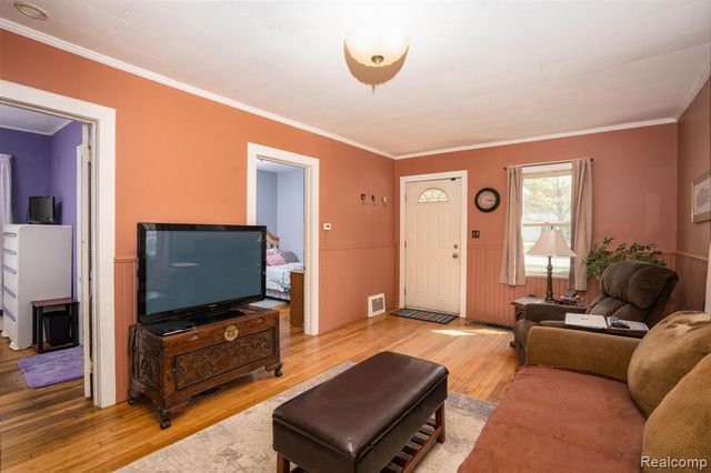 6248 Waldon Road, Clarkston, MI 48346