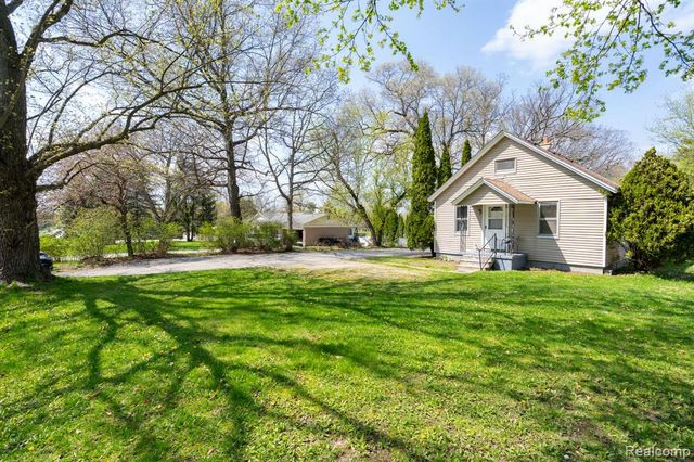 6248 Waldon Road, Clarkston, MI 48346