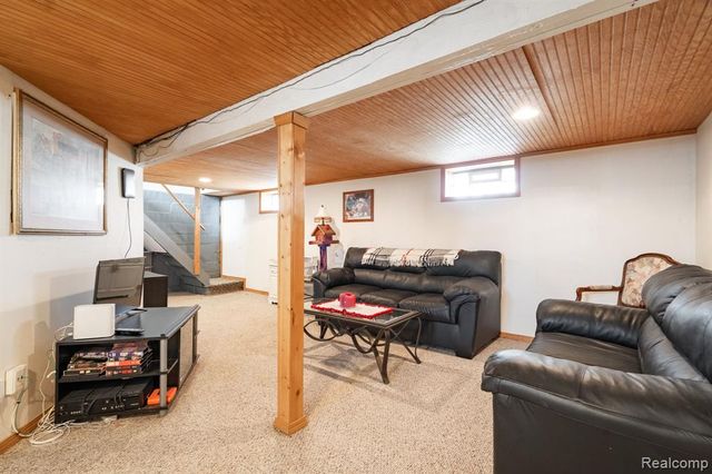 6248 Waldon Road, Clarkston, MI 48346