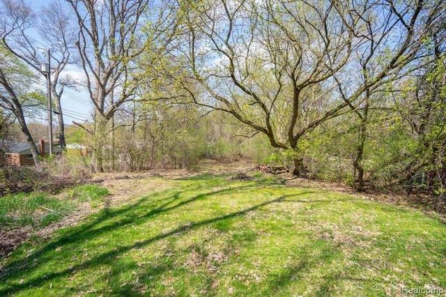 6248 Waldon Road, Clarkston, MI 48346