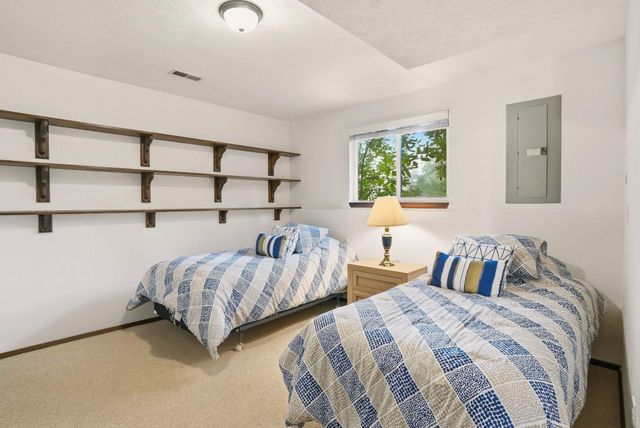 9719 E Crossbow Ct, Spokane, WA 99206