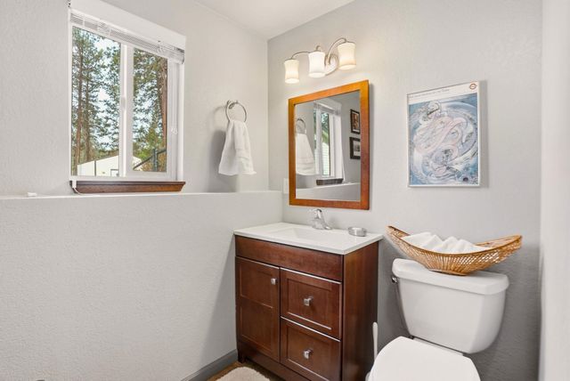9719 E Crossbow Ct, Spokane, WA 99206