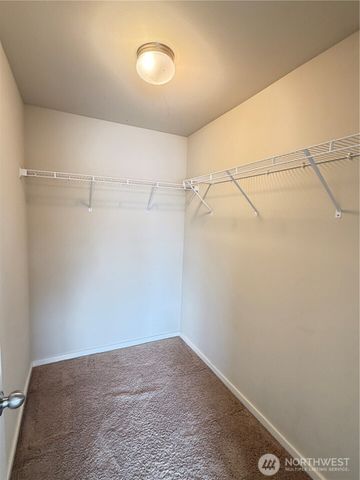 990 42nd Court NE, Auburn, WA 98002