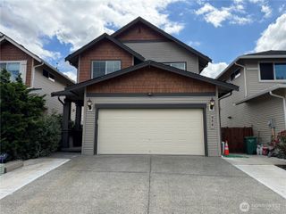 990 42nd Court NE, Auburn, WA 98002