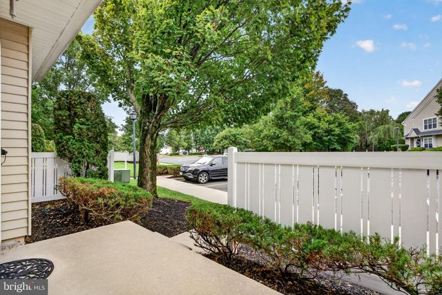7403 BALTIMORE DR, Marlton, NJ 08053